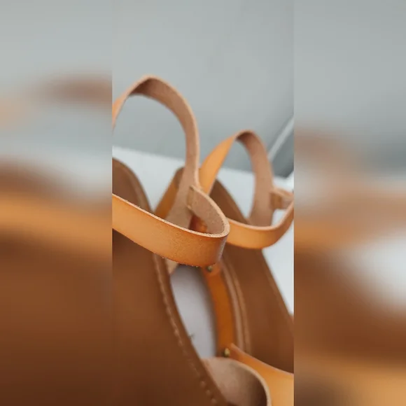 Cushionaire vegan sandals - Picture 3 of 9